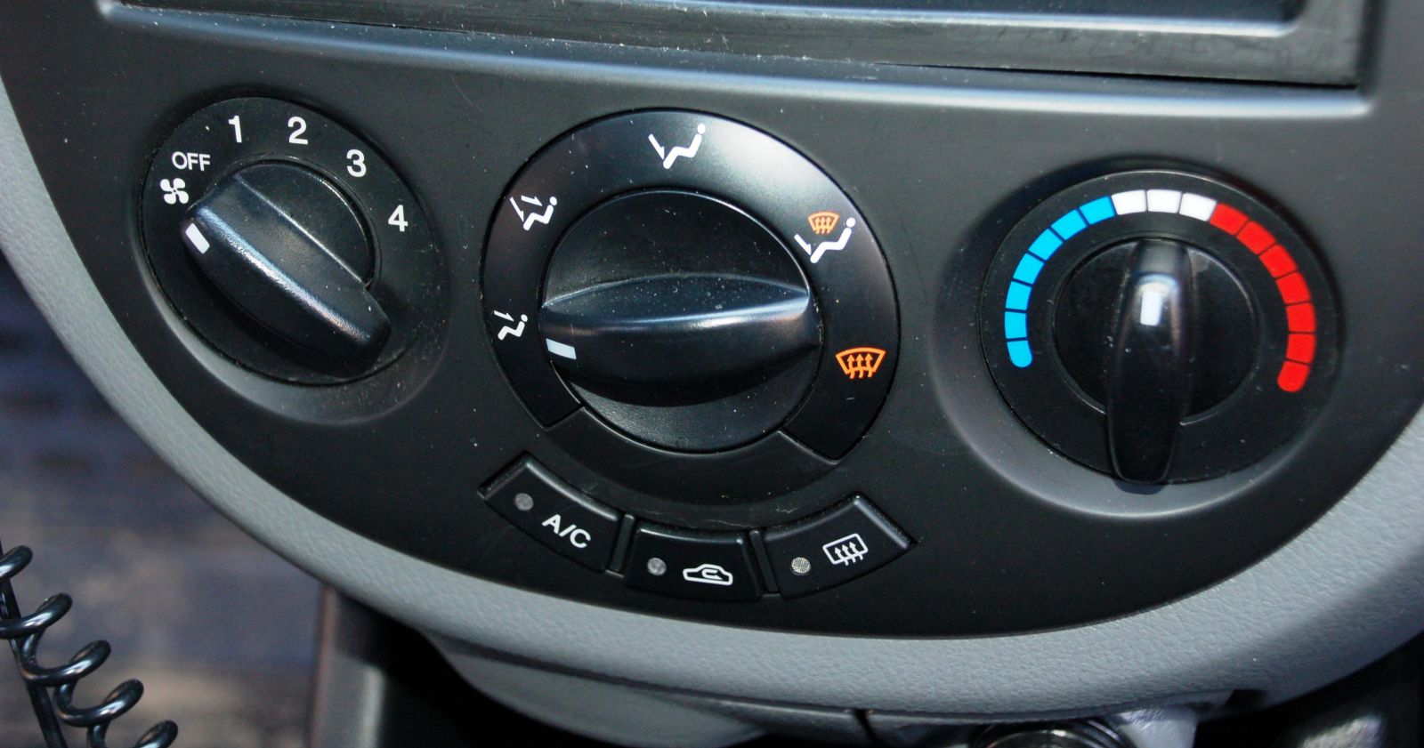 Не работает рециркуляция воздуха на шевроле лачетти хэтчбек - 98 фото